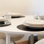 Dora Stay, 10 Minutes From The Center Apartment *